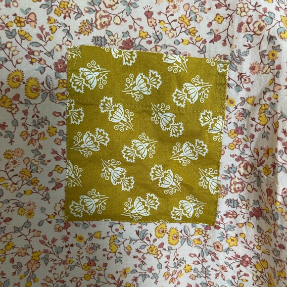 Madewell Button Back Pocket Top in Jaipur Floral - Picture 6 of 9